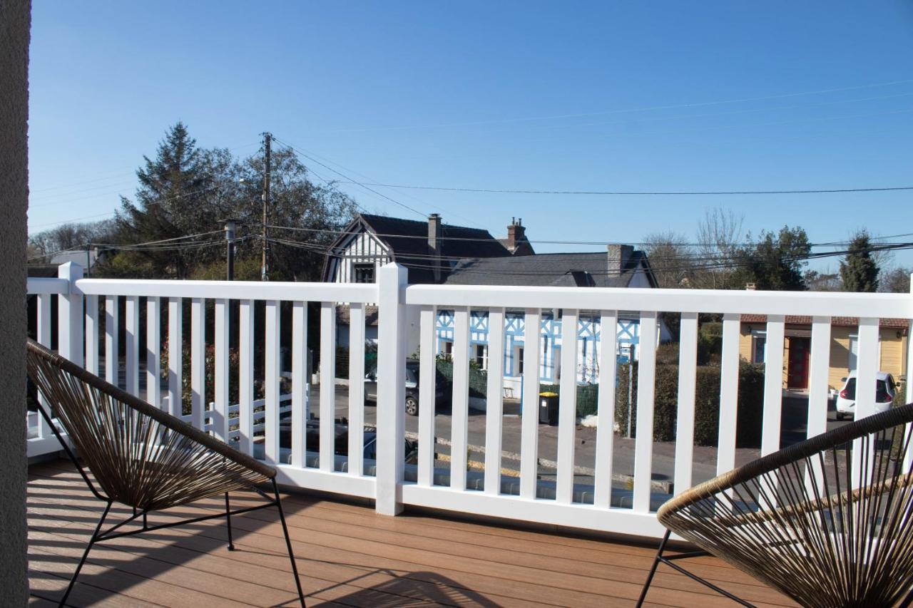 Du Cote De Chez Swann 1 Bed & Breakfast ทรูวิลล์-ซูร์-แมร์ ภายนอก รูปภาพ
