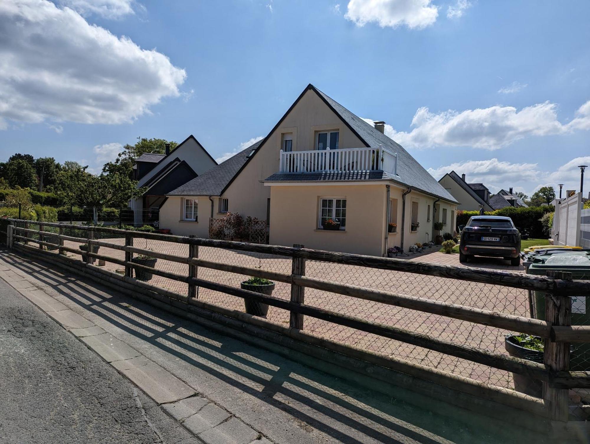 Du Cote De Chez Swann 1 Bed & Breakfast ทรูวิลล์-ซูร์-แมร์ ภายนอก รูปภาพ
